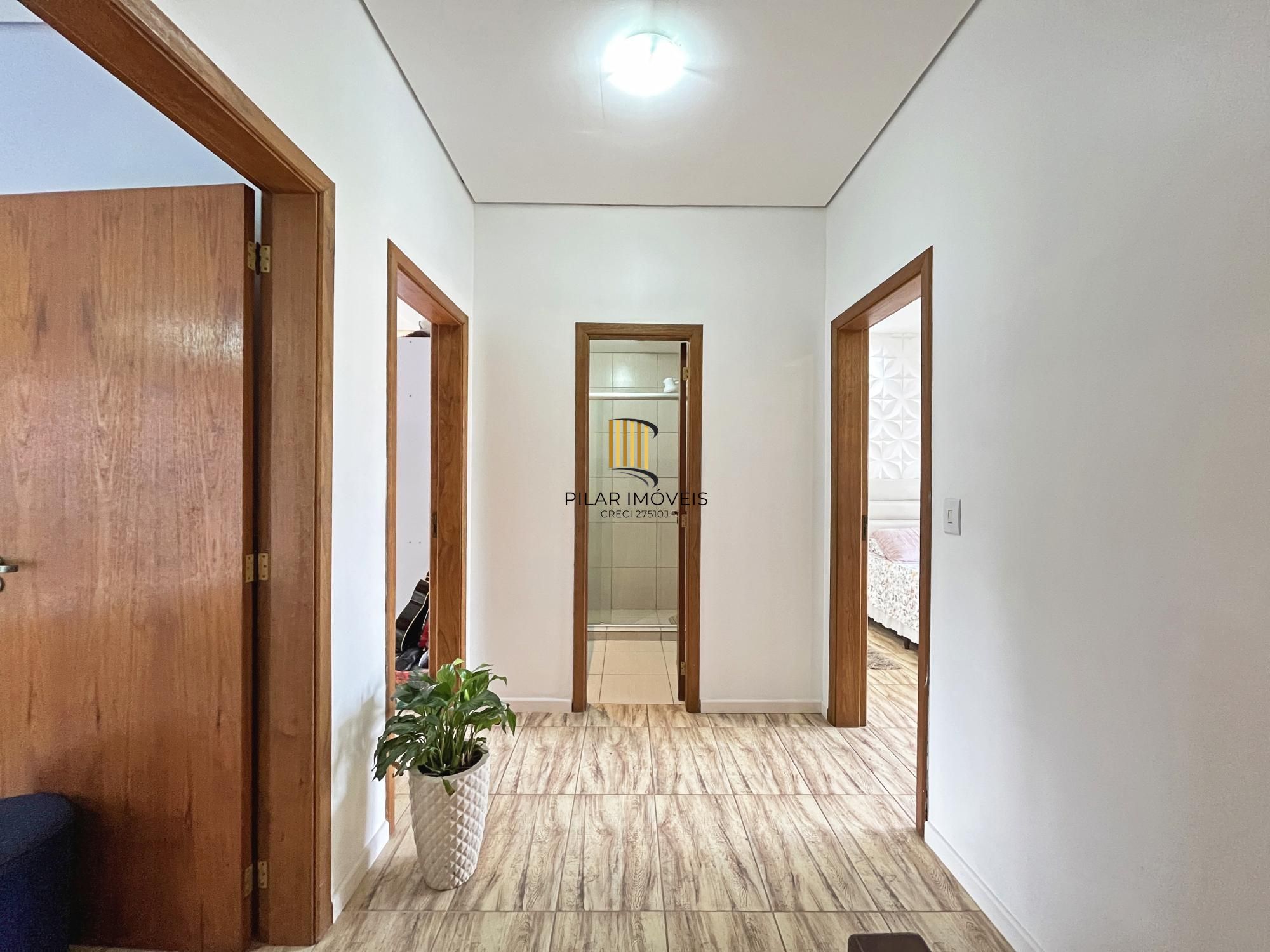 Casa 4 dormitórios no bairro Hípica