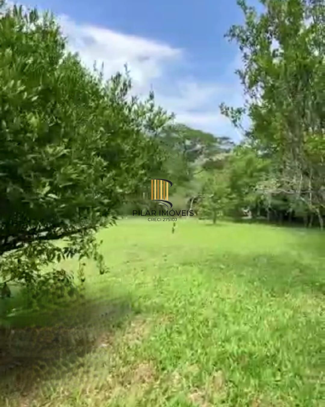 Sitio Urbano zona sul de Porto Alegre com 10.480m² - grande potencial de valorizaçao