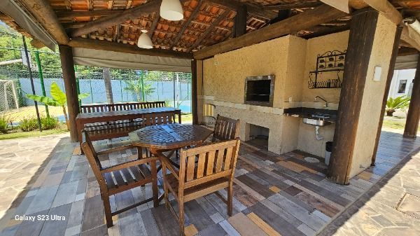 Casa Condominio em Porto Alegre, no bairro Aberta dos Morros, com 3 dormitório(s), e 3 banheiros, à venda.