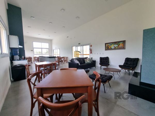 Casa de Condomínio 3 dormitórios no bairro Hípica