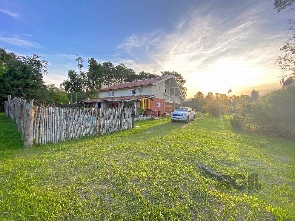 Sítio para Venda - 500m², 5 dormitórios, sendo 2 suites, 3 vagas - Lageado