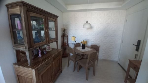 Apartamento em Porto Alegre, no bairro Cavalhada, com 2 dormitório(s), e 2 banheiros, à venda.