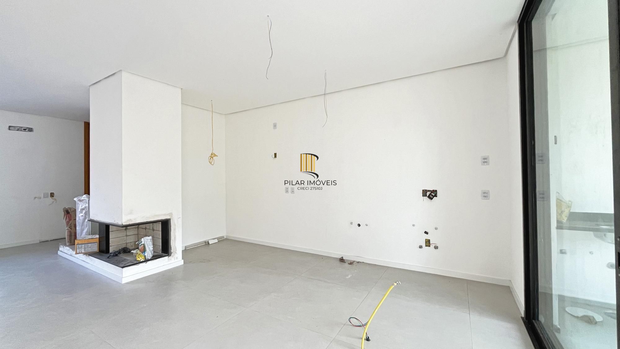 Casa Condominio em Porto Alegre, no bairro Hípica, com 3 dormitório(s), e 3 banheiros, à venda.