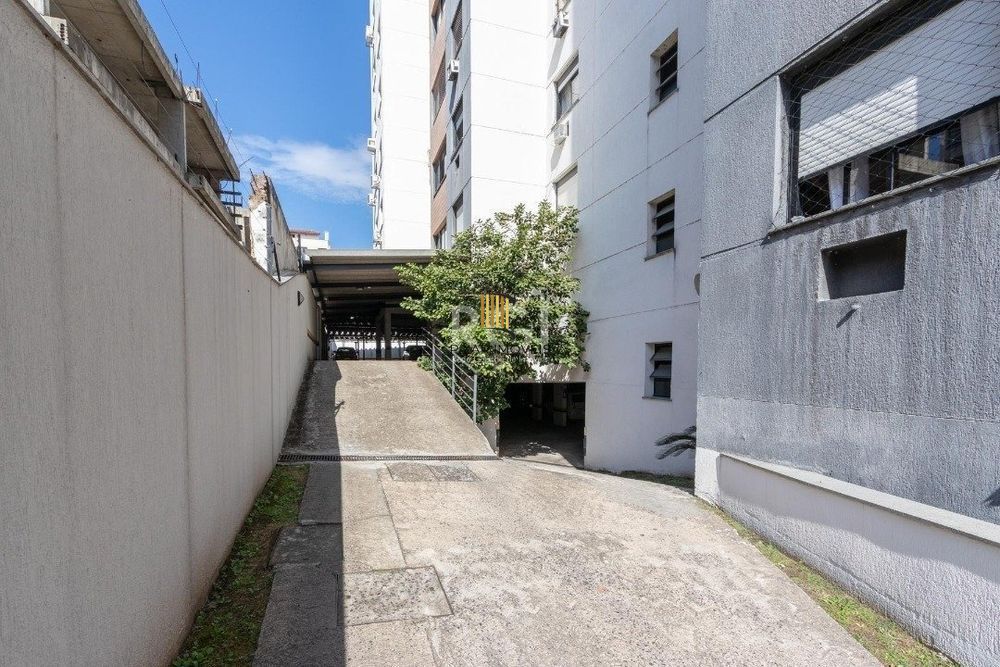 Ótimo apartamento de 2 dormitórios á venda no bairro Tristeza.