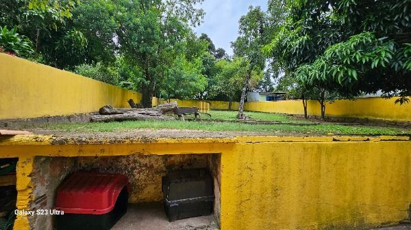 Casa em Porto Alegre, no bairro Belém Novo, com 3 dormitório(s), e 3 banheiros, à venda.