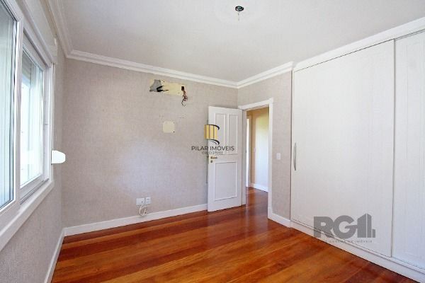 Casa no Jardim do Sol com 4D, sendo 2 suítes e 4 vagas de garagem