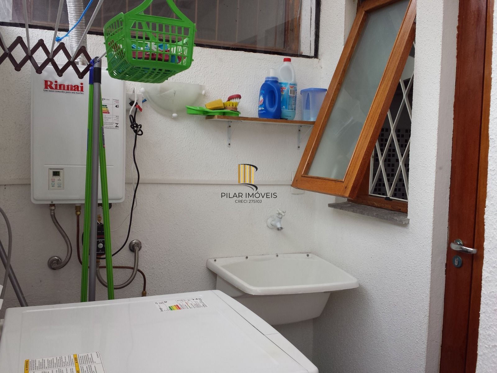 Casa de Condomínio 3 dormitórios no bairro Ipanema