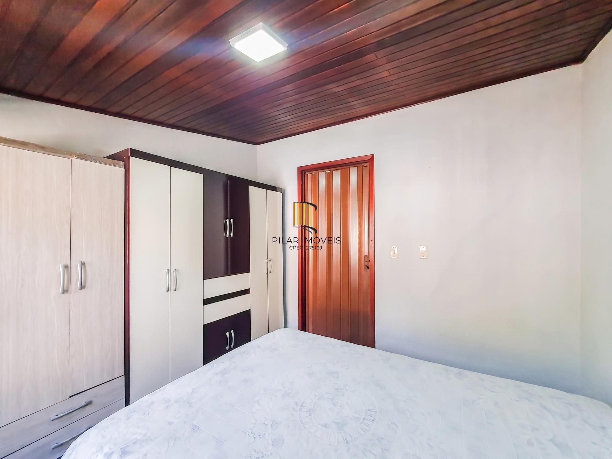 Casa 3 dormitórios no bairro Ipanema