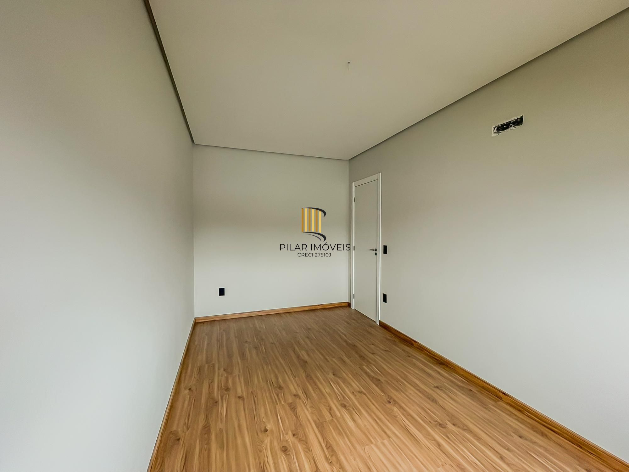 Casa de Condomínio 3 dormitórios no bairro Hípica