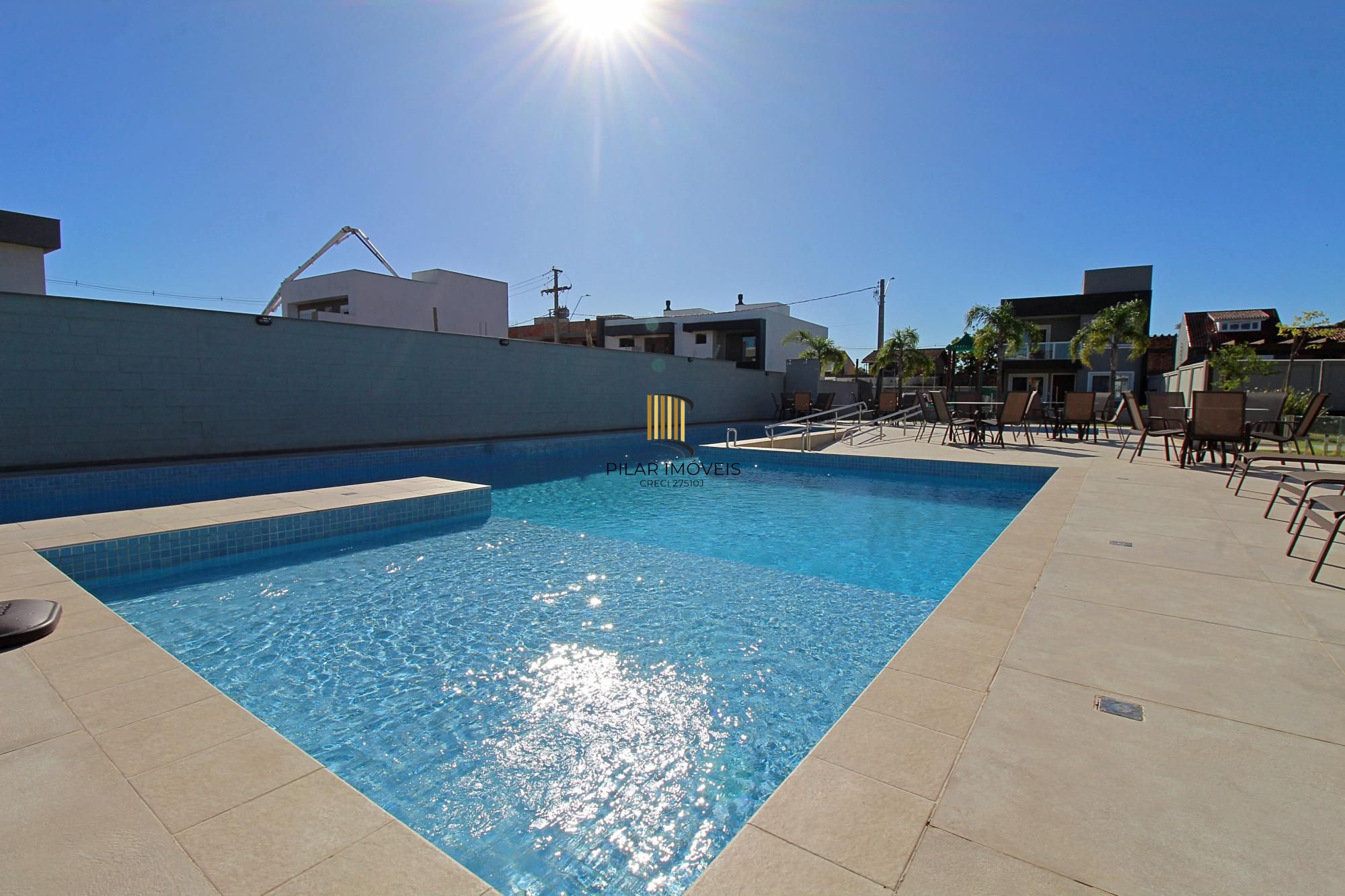 Casa Condominio em Porto Alegre, no bairro Ipanema, com 3 dormitório(s), e 3 banheiros, à venda.