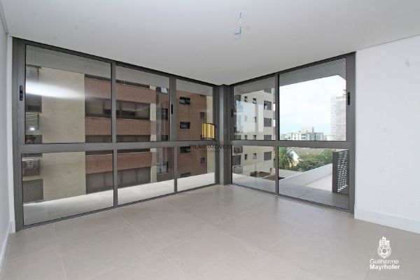 Apartamento para Venda - 120m², 3 dormitórios, 2 vagas - Tristeza