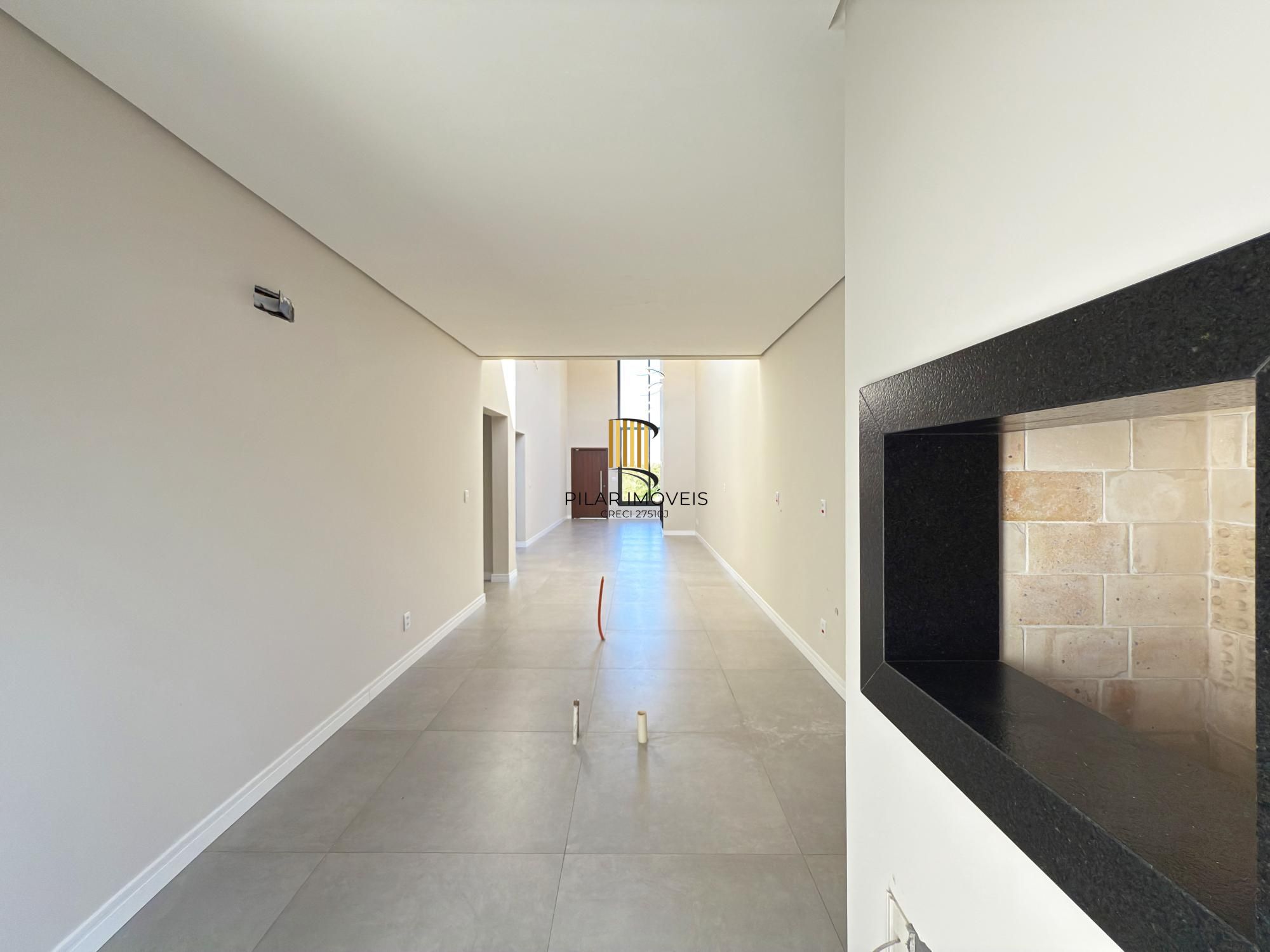 Residência  com 3 suítes no Lagos de Nova Ipanema