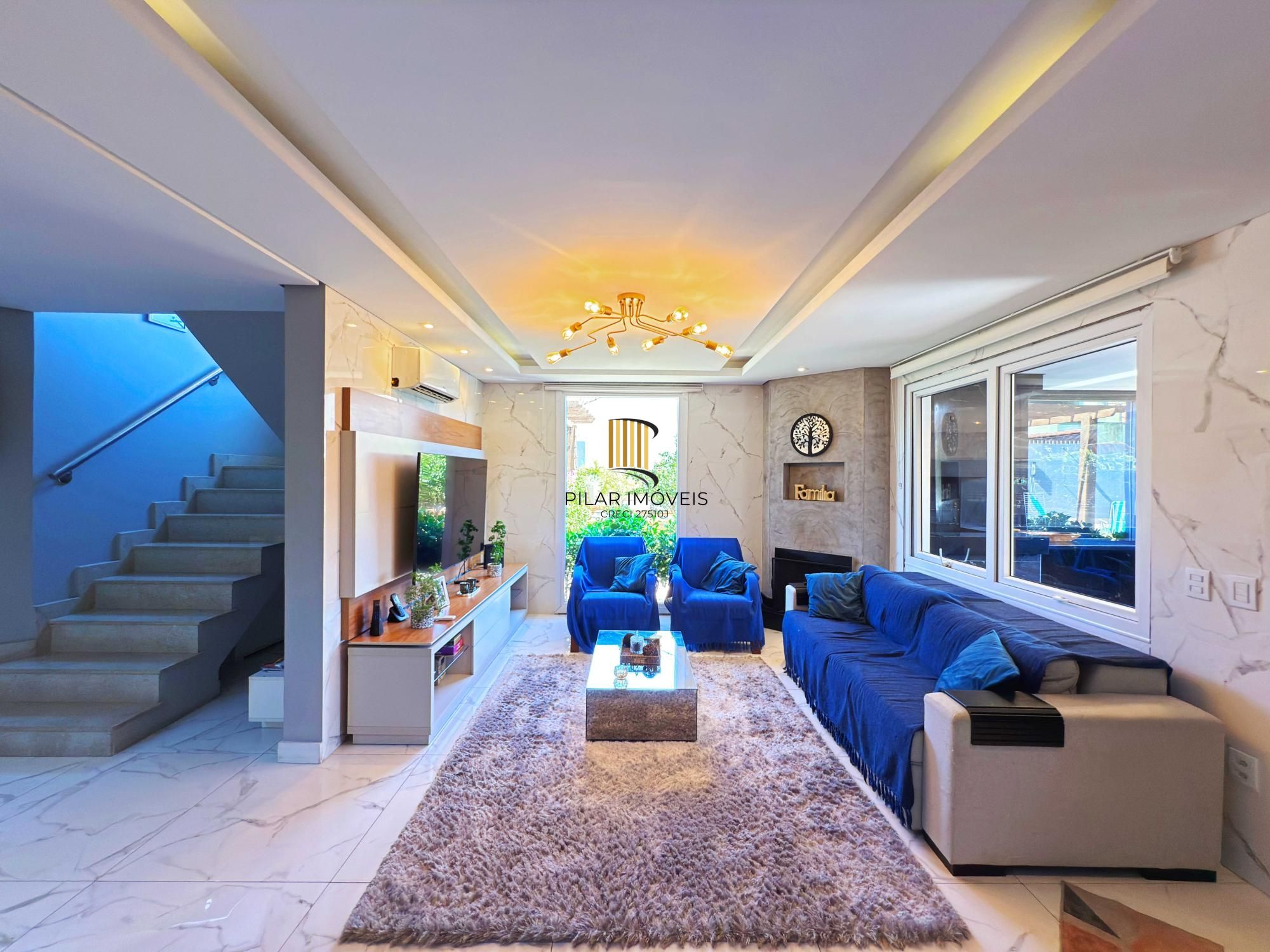 Em busca de uma casa espaçosa e cheia de comodidades no bairro Hípica