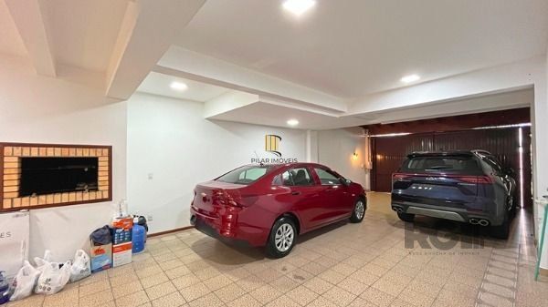 Casa 3 dormitórios no bairro Nonoai