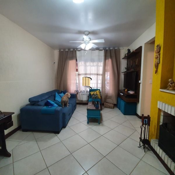 Casa para Venda - 185m², 3 dormitórios, sendo 1 suites, 2 vagas - Bahamas