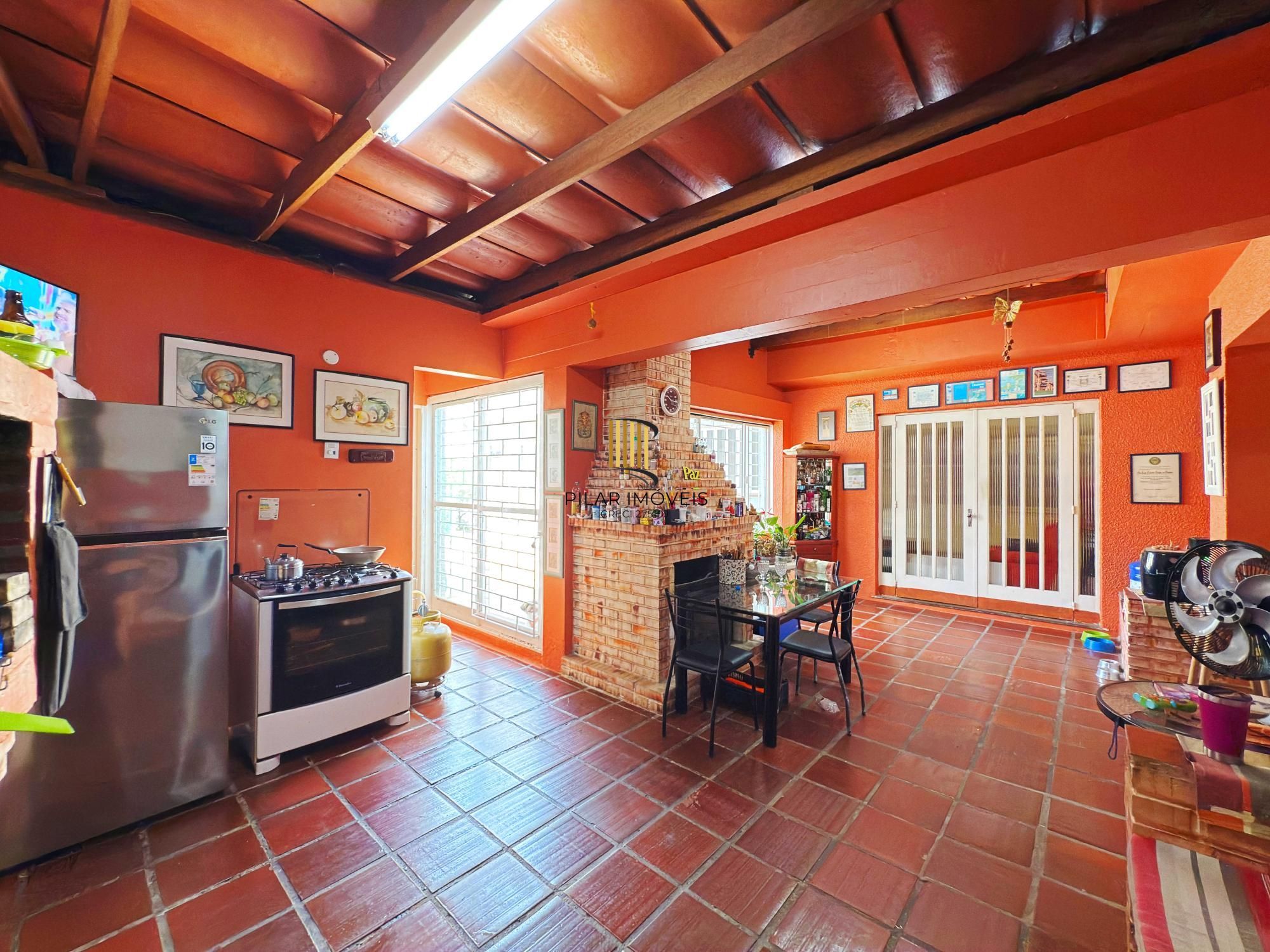 Casa Térrea com Piscina e 3 Dormitórios – Coração de Ipanema