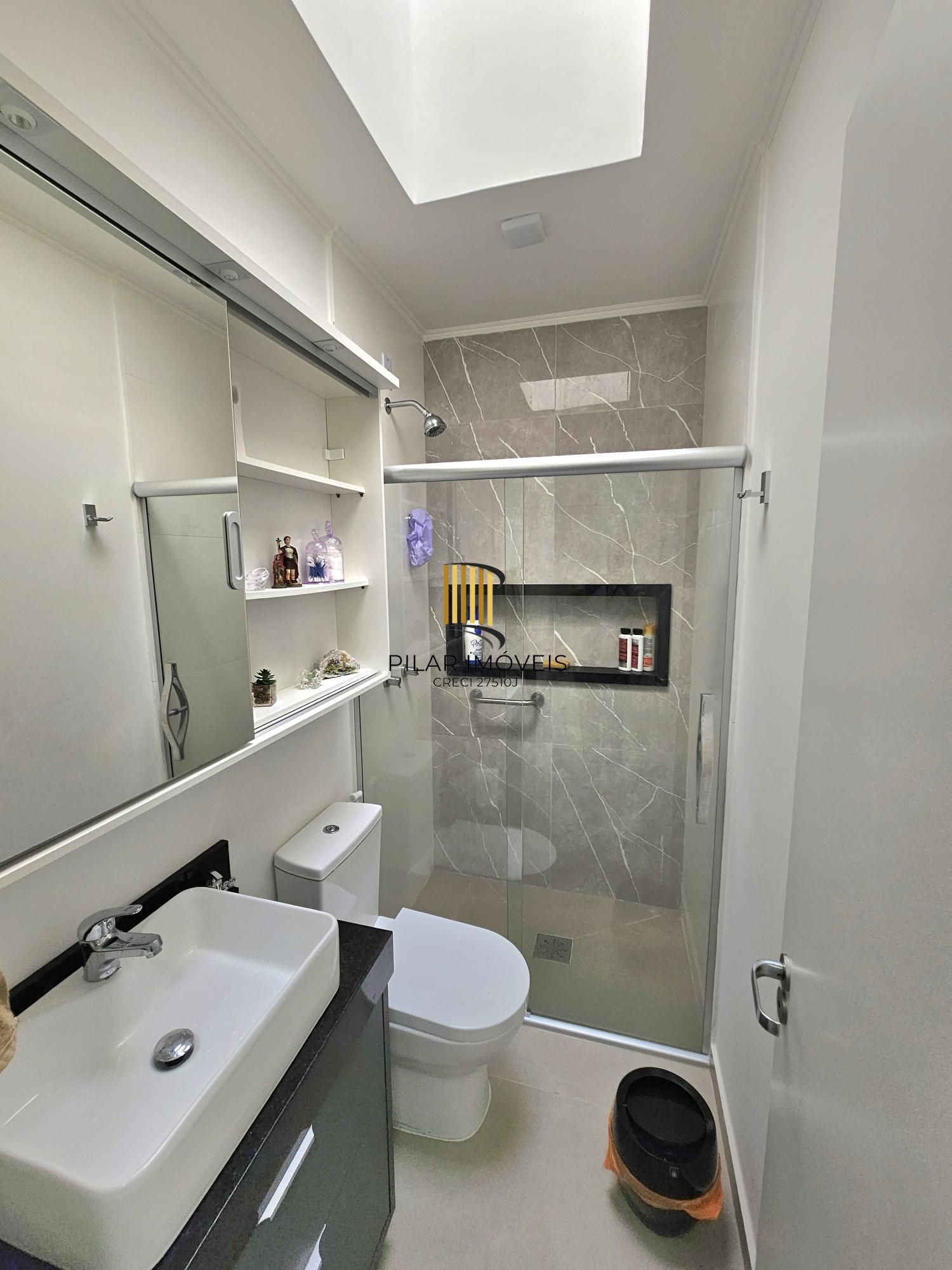 Casa para Venda - 90m², 3 dormitórios, sendo 1 suites, Hípica