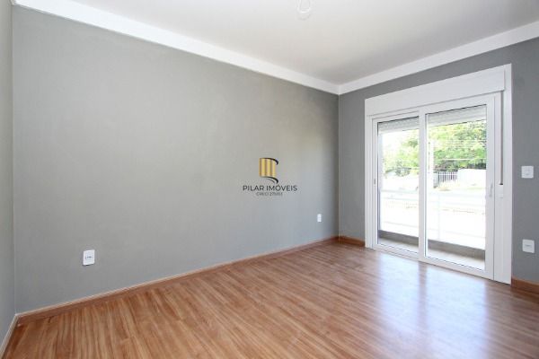 Casa 3 dormitórios no bairro Hípica