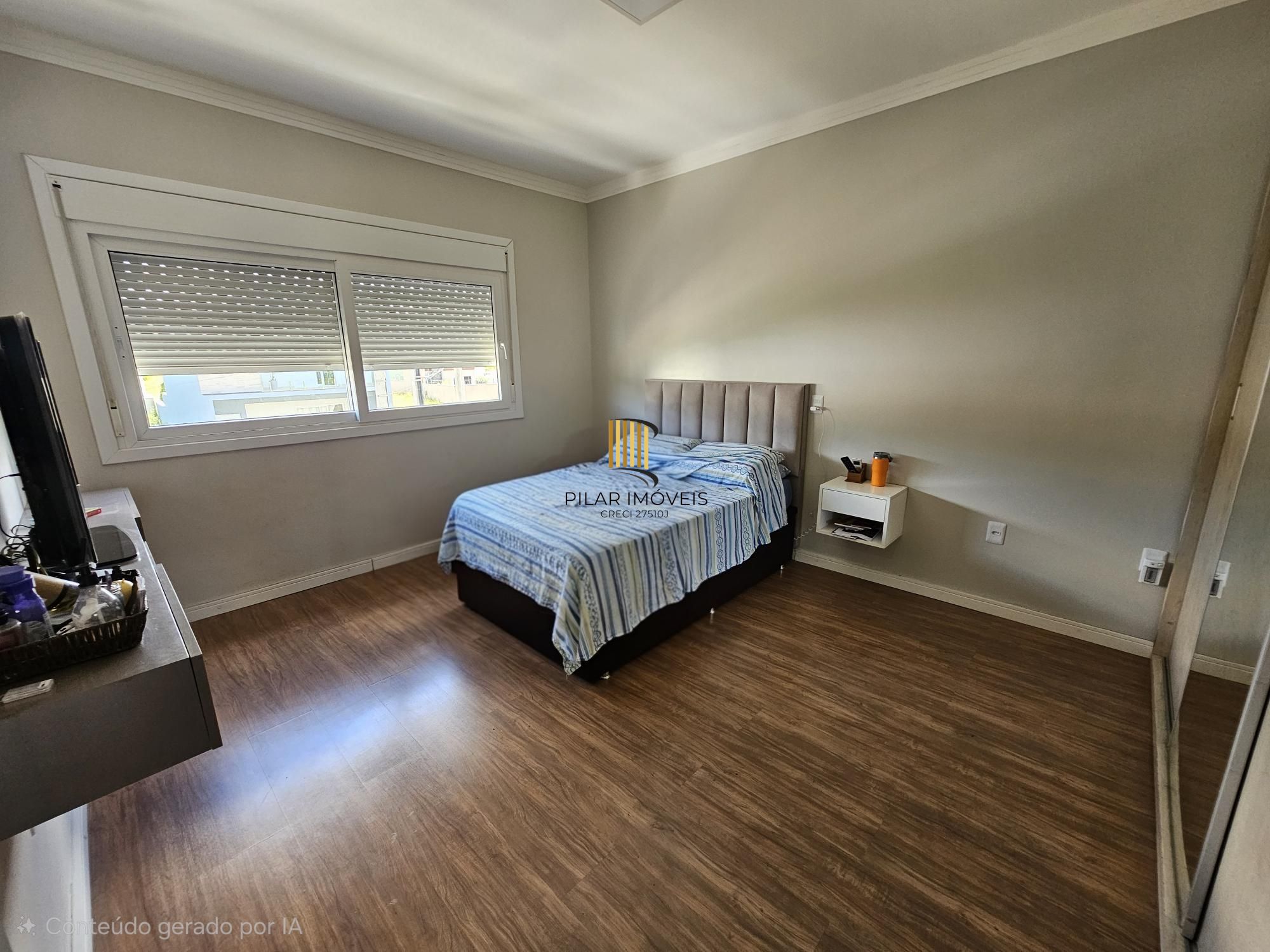 Lindo sobrado com 3 suítes  e piscina aquecida no Residencial lagos de Ipanema !