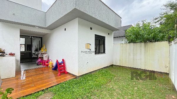 Casa Condominio em Porto Alegre, no bairro Hípica, com 3 dormitório(s), à venda.