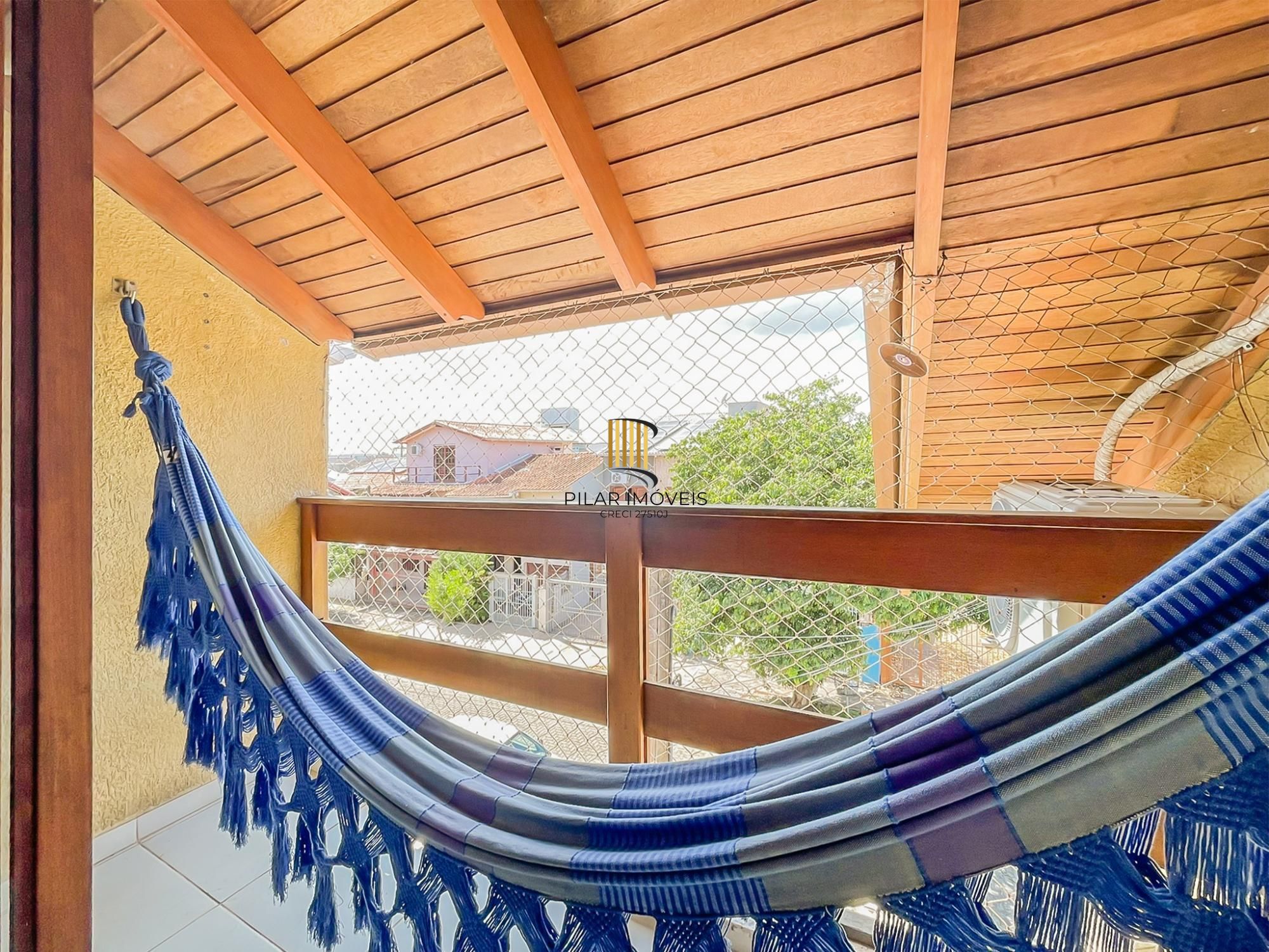 Casa 3 dormitórios no bairro Hípica