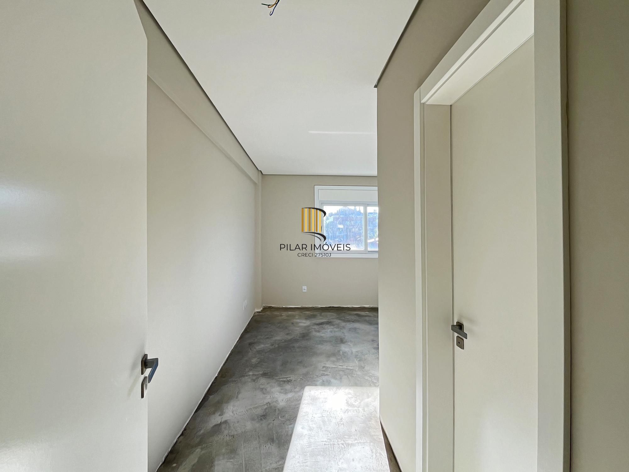 Apartamento com 3 Suítes no Cristal