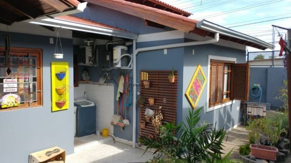 Casa para Venda - 171.1m², 3 dormitórios, sendo 1 suites, 2 vagas - Santa Tereza