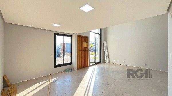 Casa Condominio em Porto Alegre, no bairro Hípica, com 3 dormitório(s), e 3 banheiros, à venda.