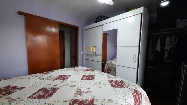 Casa para Venda - 73m², 2 dormitórios, 1 vaga - Hípica