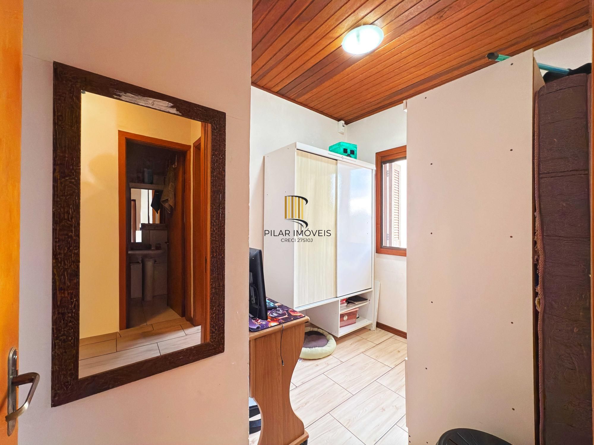 Sobrado 2 dormitórios no bairro Aberta dos Morros