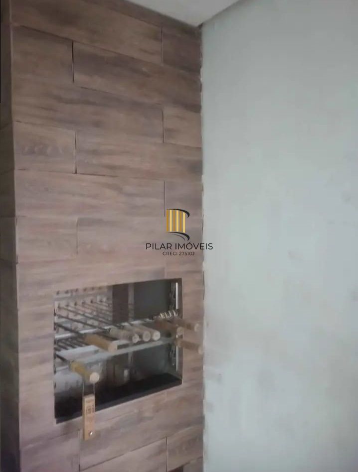 Casa 2 dormitórios no bairro Hípica