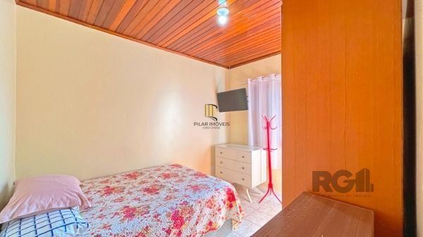 Casa 4 dormitórios no bairro Restinga