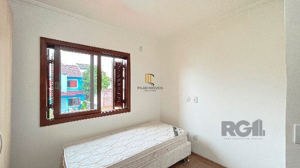 Casa em Porto Alegre, no bairro Hípica, com 3 dormitório(s), e 3 banheiros, à venda.