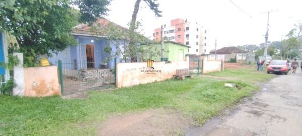 Terreno em Porto Alegre, no bairro Nonoai, à venda.