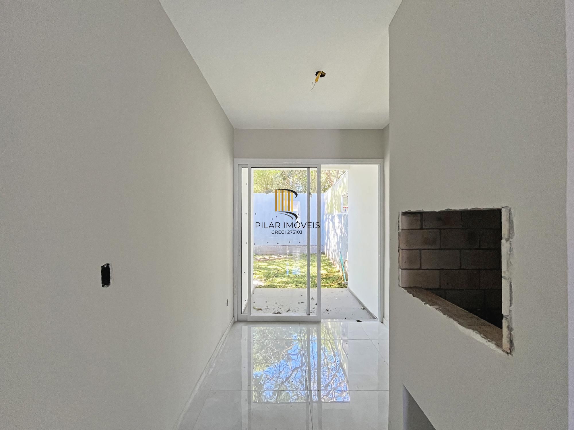 Nova ! Casa térrea 3 dormitórios com pátio amplo, bairro Hípica Boulervard !