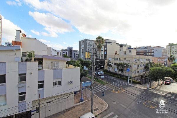 Apartamento para Venda - 102m², 3 dormitórios, sendo 1 suites, 1 vaga - Menino Deus