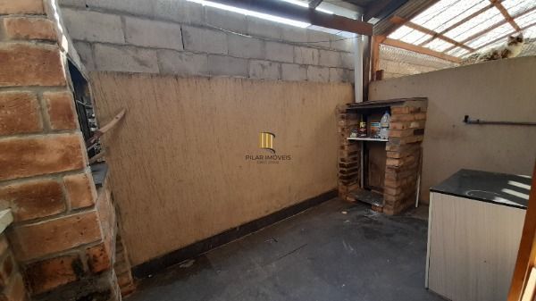 Casa Condominio em Porto Alegre, no bairro Restinga, com 2 dormitório(s), e 2 banheiros, à venda.