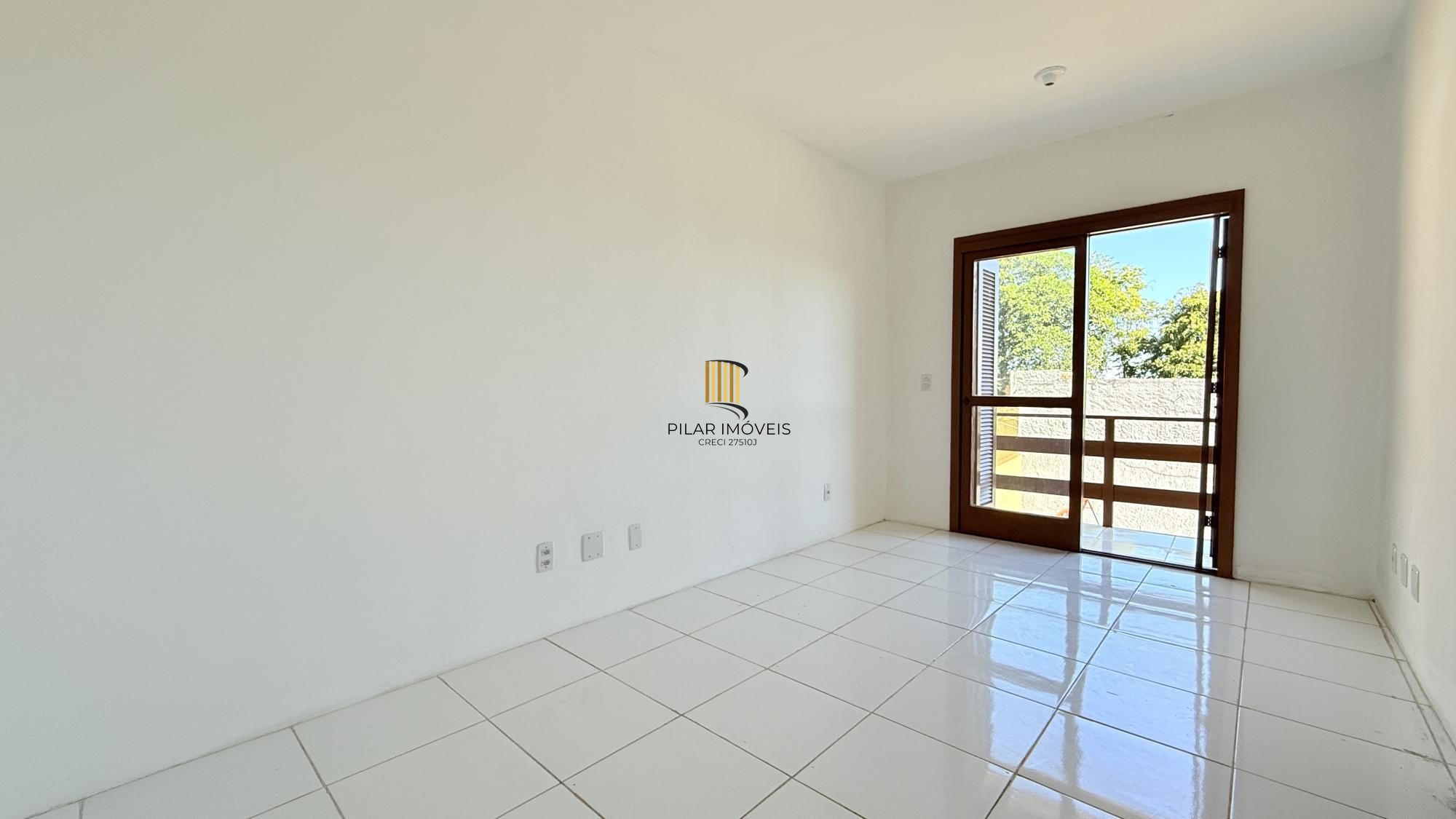 Casa de Condomínio 3 dormitórios no bairro Ipanema