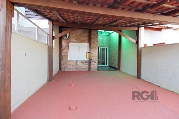 Casa em Porto Alegre, no bairro Aberta dos Morros, com 2 dormitório(s), e 2 banheiros, à venda.