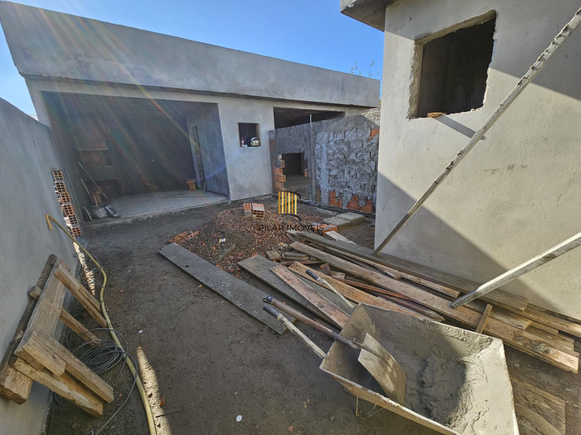 Casa 1 dormitório no bairro Hípica