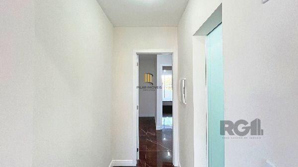 Casa Condominio em Porto Alegre, no bairro Hípica, com 3 dormitório(s), e 3 banheiros, à venda.