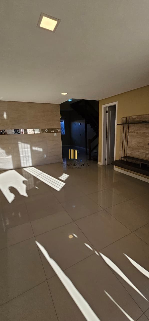 Excelente sobrado 03 dormitórios em Condominio fechado com vaga dupla - Altos de Santa Rita