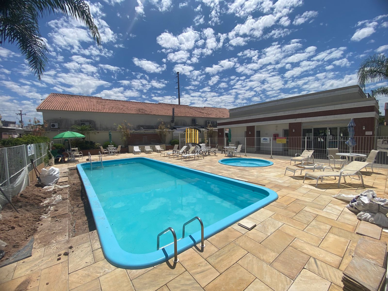 Apartamento 3 dormitórios em condomínio com infraestrutura de lazer no bairro Hipica próximo Escola Cesi !