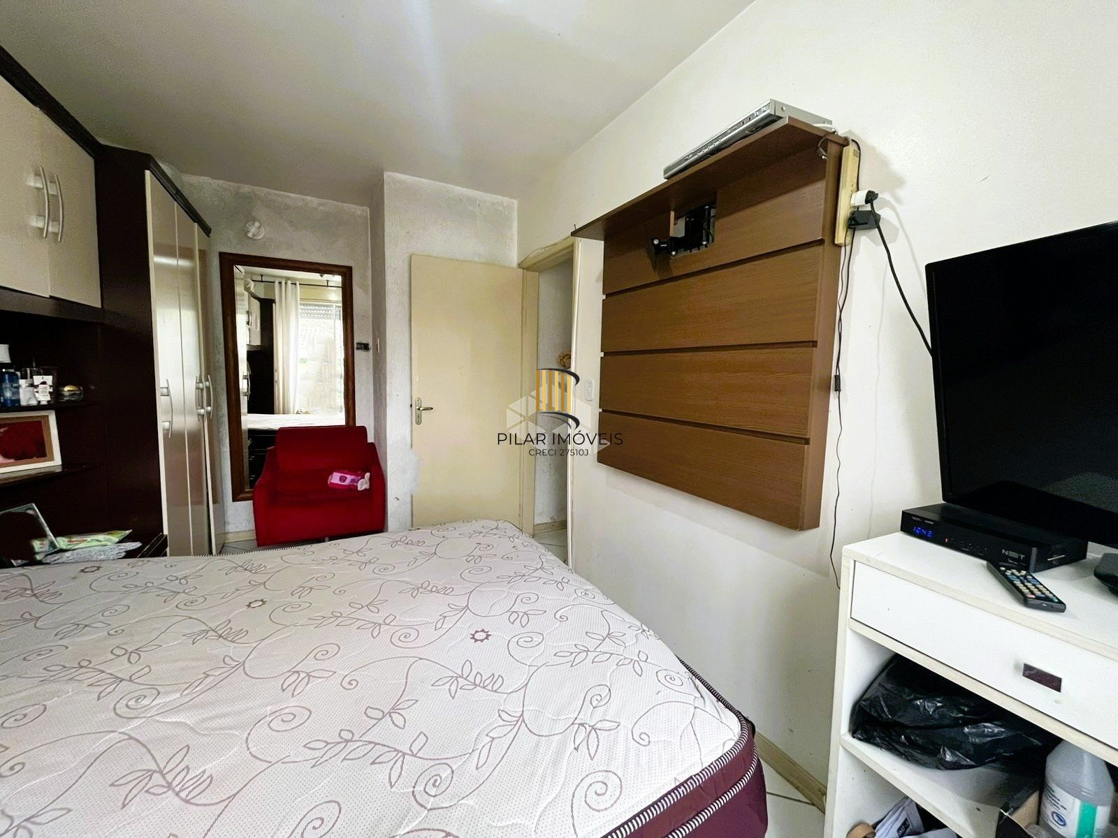 Apartamento 2 dormitórios, perto de todos recursos do bairro.