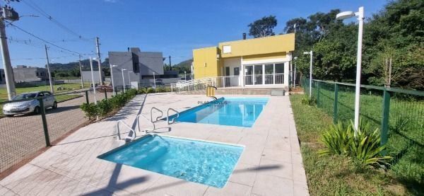 Casa Condominio para Venda - 144m², 3 dormitórios, sendo 1 suites, 1 vaga - Vila Nova