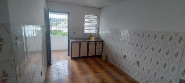 Casa 2 dormitórios no bairro Teresópolis