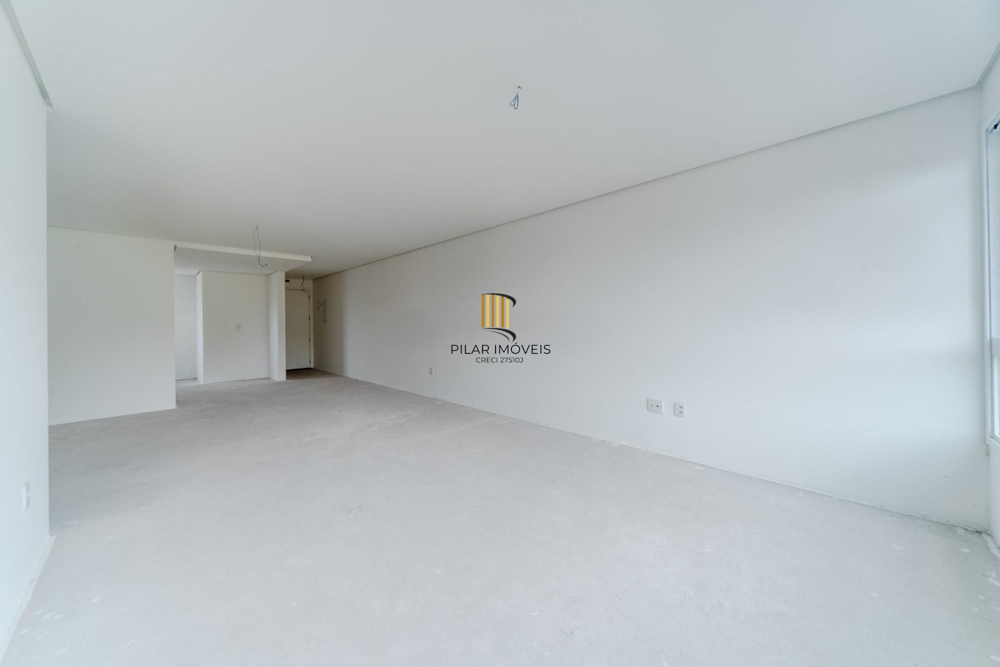 Excelente apartamento de 110m² de área privativa, 3 dormitórios, 2 vagas, no coração do bairro Menino Deus.