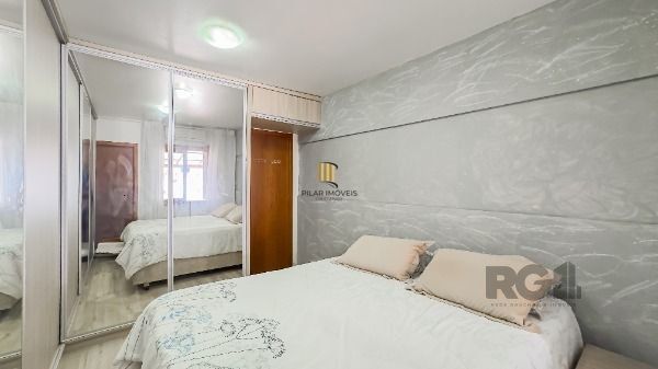 Casa 3 dormitórios no bairro Hípica