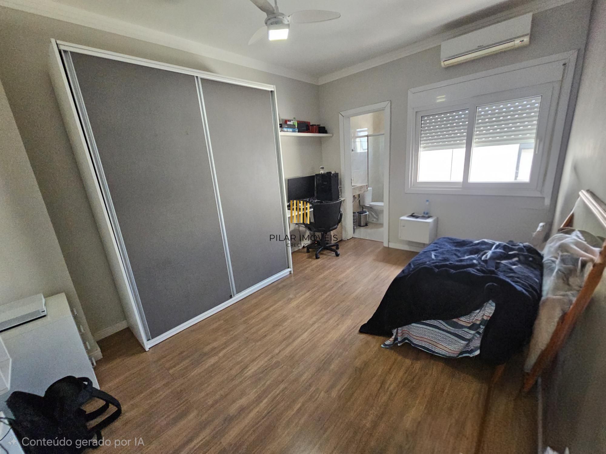 Lindo sobrado com 3 suítes  e piscina aquecida no Residencial lagos de Ipanema !