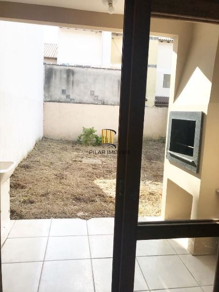 Casa para Venda - 66m², 2 dormitórios, 2 vagas - Hípica